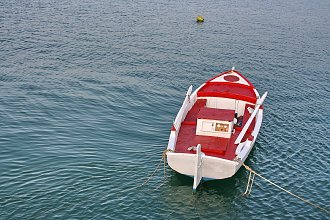 Boot im Meer Kunstdruck